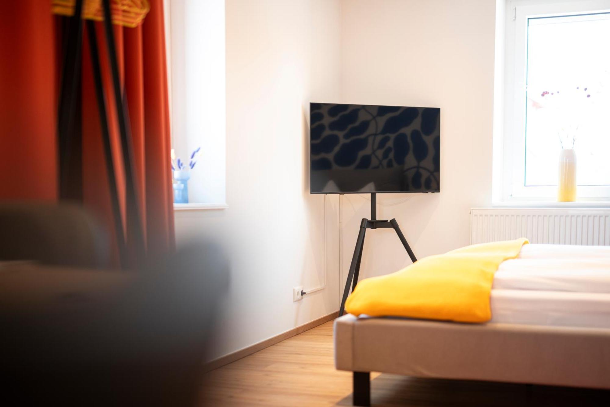 Bunter Hund Apartments - Zentrales Apartment, Parkplatz, Wintergarten, Kinderzimmer Rothenburg ob der Tauber Luaran gambar